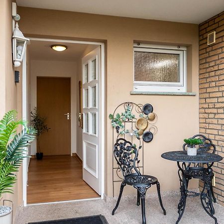 Apartment Ostersiek- Privater Eingang Mit Eigener Terrasse Bad Salzuflen Exterior foto